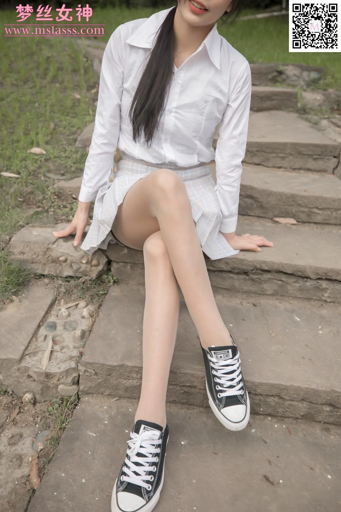 [MSLASS梦丝女神] 2020.04.03 NO.105 小苏琪 性感的小嘴唇 [70P]插图5